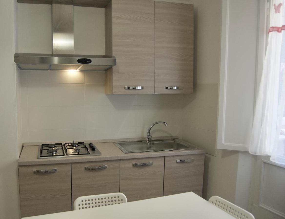 Casa Di Canfreo Lari Екстериор снимка