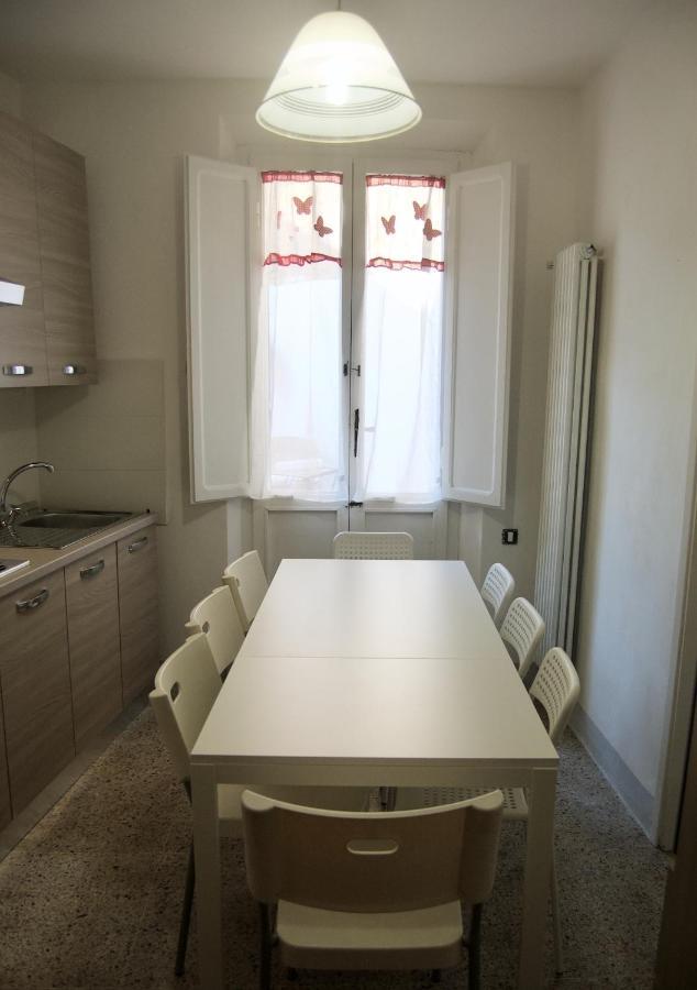 Casa Di Canfreo Lari Екстериор снимка