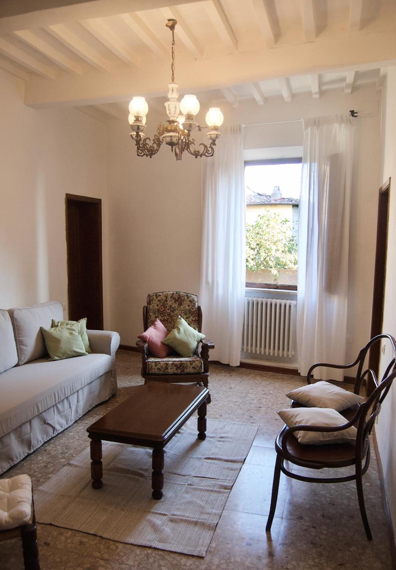 Casa Di Canfreo Lari Екстериор снимка